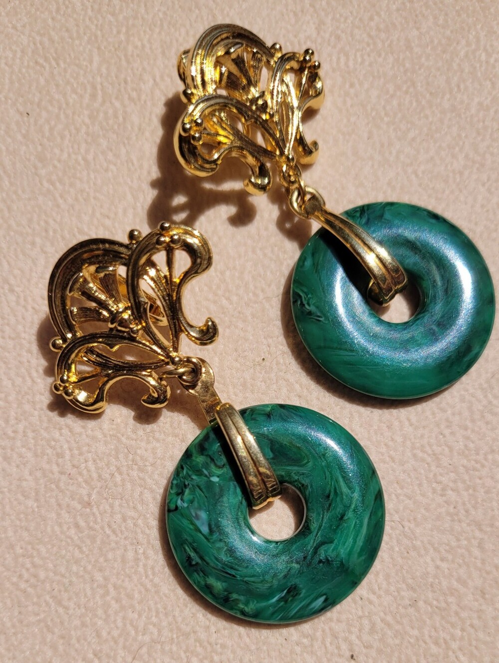 Vintage Avon Clip On Earrings